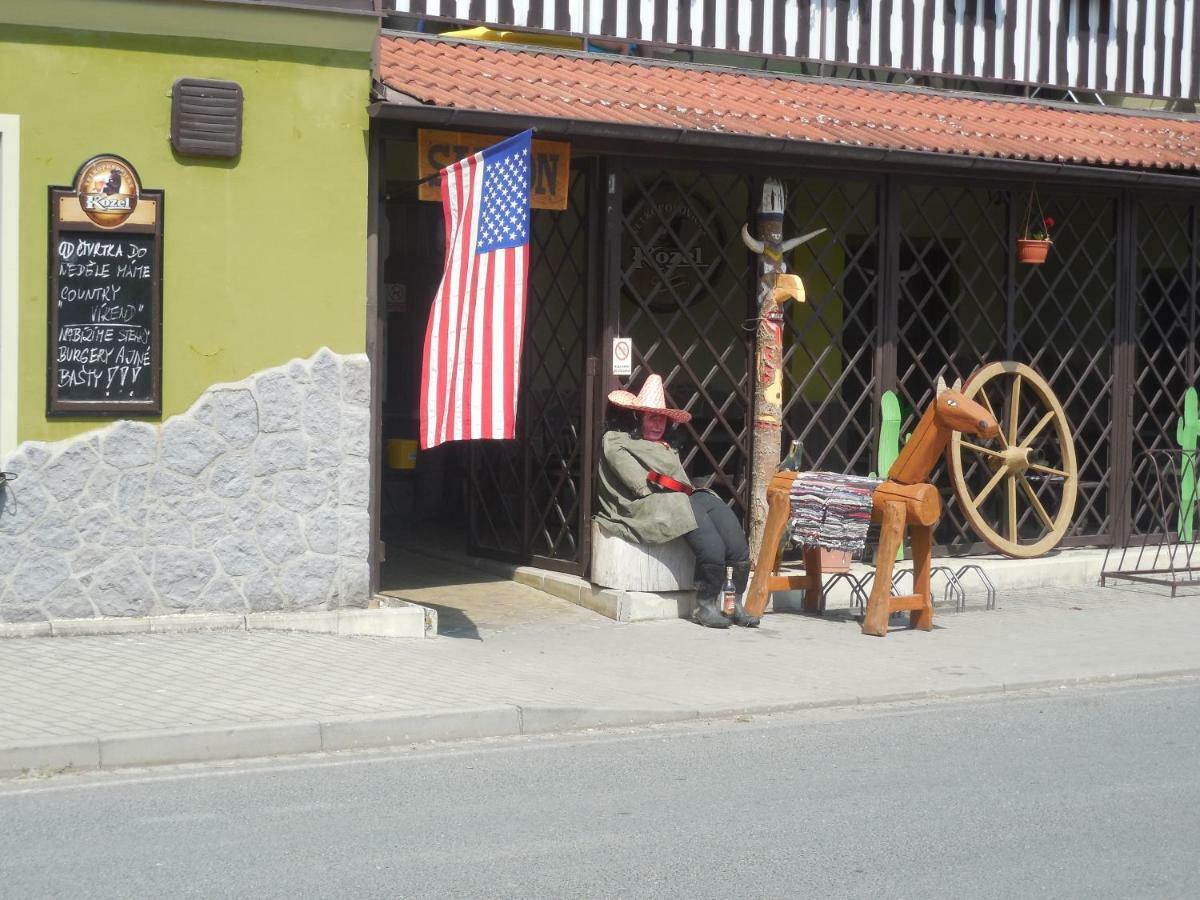 Ubytování Ronšperk Poběžovice Exterior foto